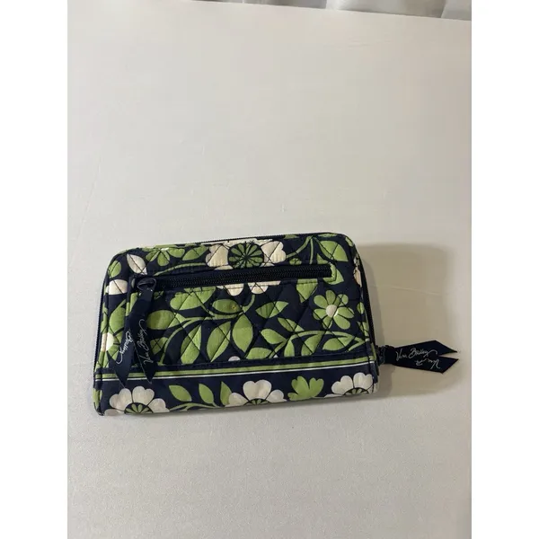 Vera Bradley Turnlock Wallet Rare Discontinued Lucky You‎ Floral Green Pattern - Image 3