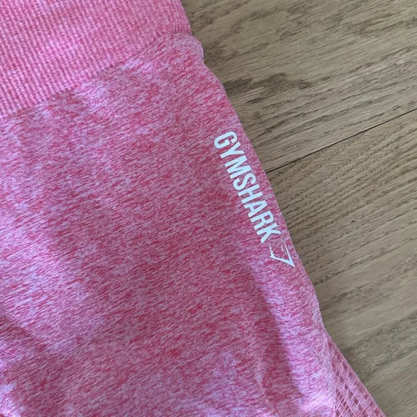 Gymshark - Ombre Seemless Leggings in Pinkish Orange - Image 2