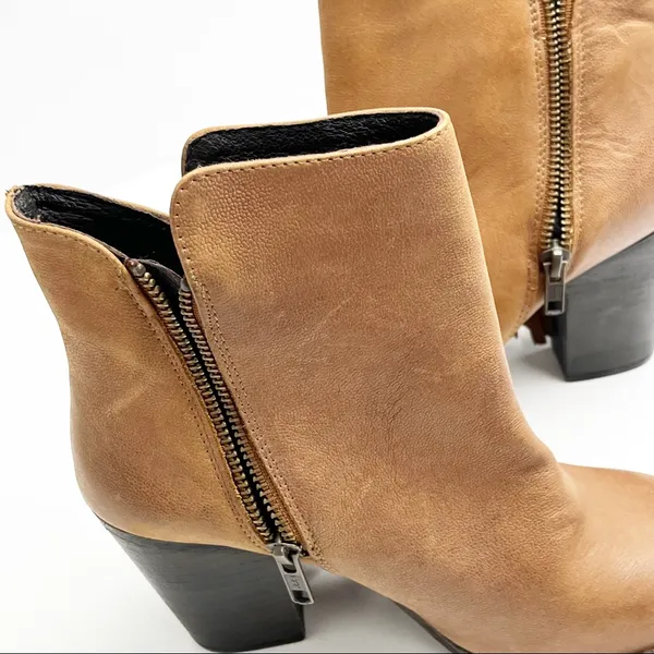 STEVE MADDEN Woodstock Distressed Leather Upper Fringe Booties Size 6.5 Boho - Image 6