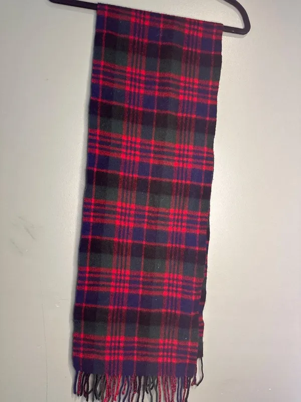Shepherds Land 100% Lambswool Plaid Scarf Fringe Preppy Old Money Quit Glam - Image 3