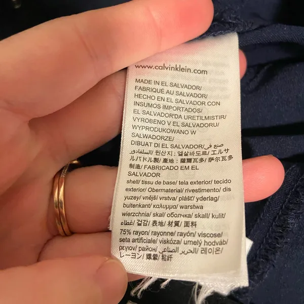 EUC Calvin Klein women’s navy blue‎ pull on stretch slim cut dress pants small - Image 7