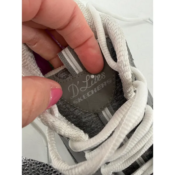 Skechers D'Lites Sneakers Womens 8 Gray White Memory Foam Walking Shoes Retro - Image 3