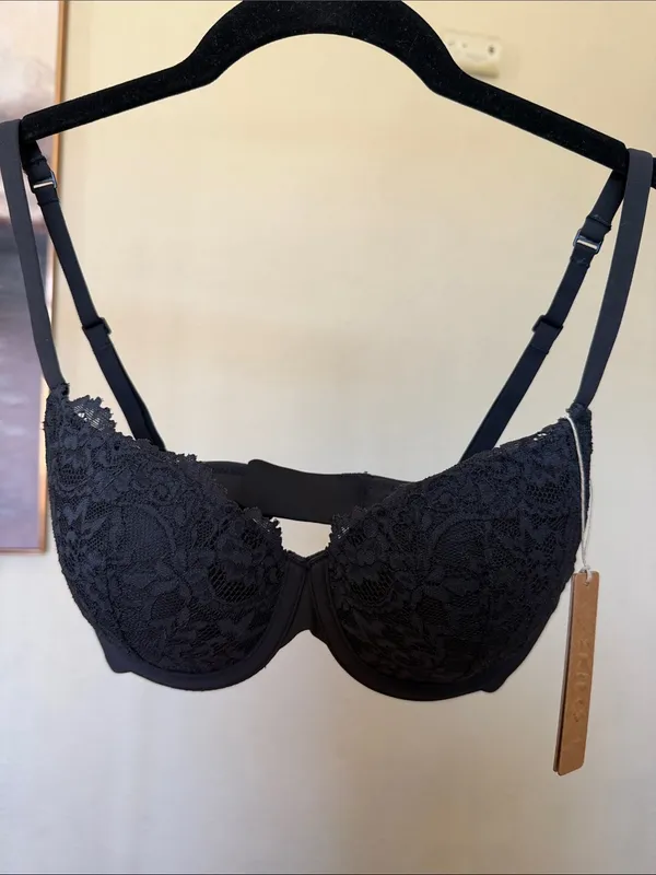 Skims FITS EVERYBODY LACE T-SHIRT BRA nwt size 34B - Image 2