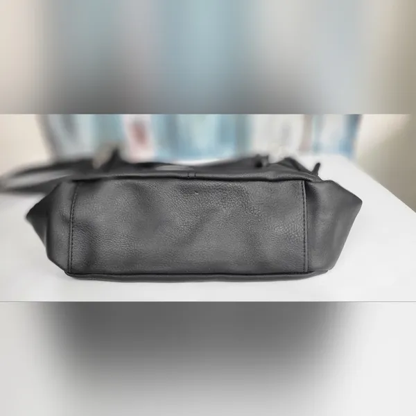 Source Unknown Hobo Shoulder Bag Front Zip - Image 8