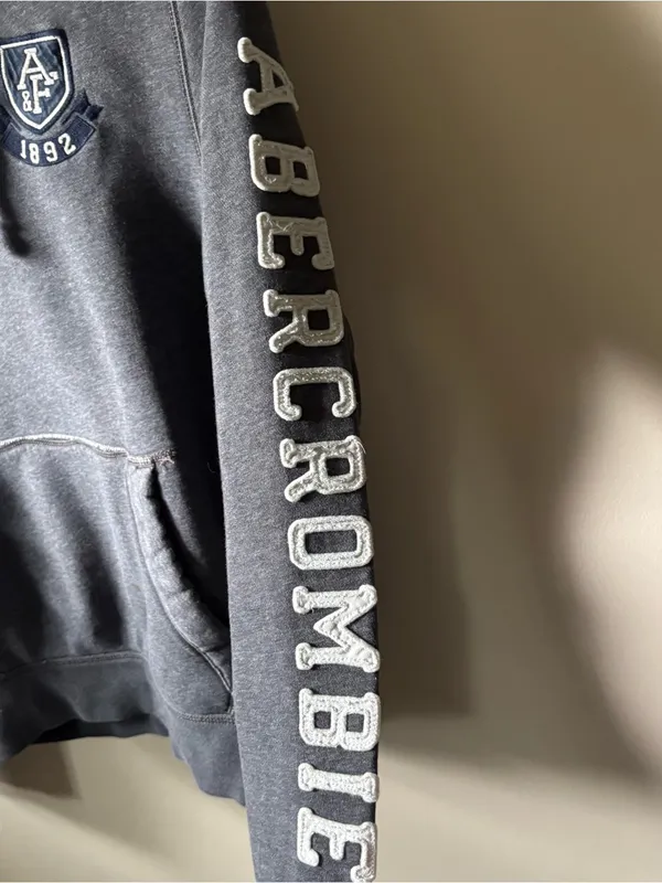 Abercrombie & Fitch Grey Pullover Hoodie with Sleeve Logo - Image 3