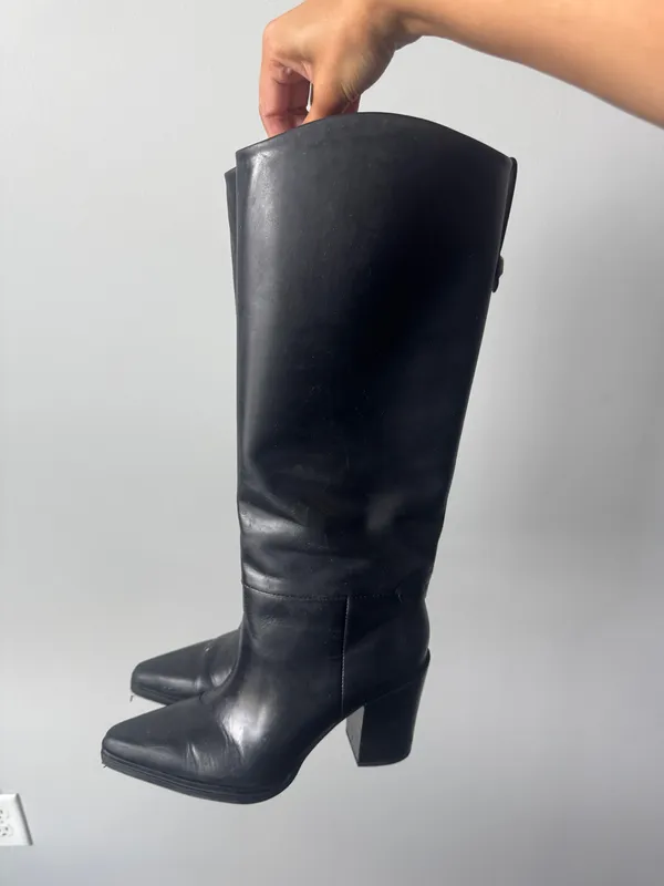 Black Heeled Boots Great Condition Size 7 - Image 3