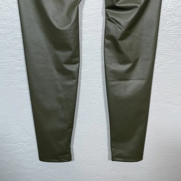 Offline by Aerie Women M Olive Green Faux Leather Leggings High Rise Athleisure - Image 6