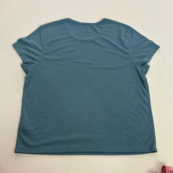 Athleta Blue Performance Tee Size M Lightweight Activewear Top - Image 2