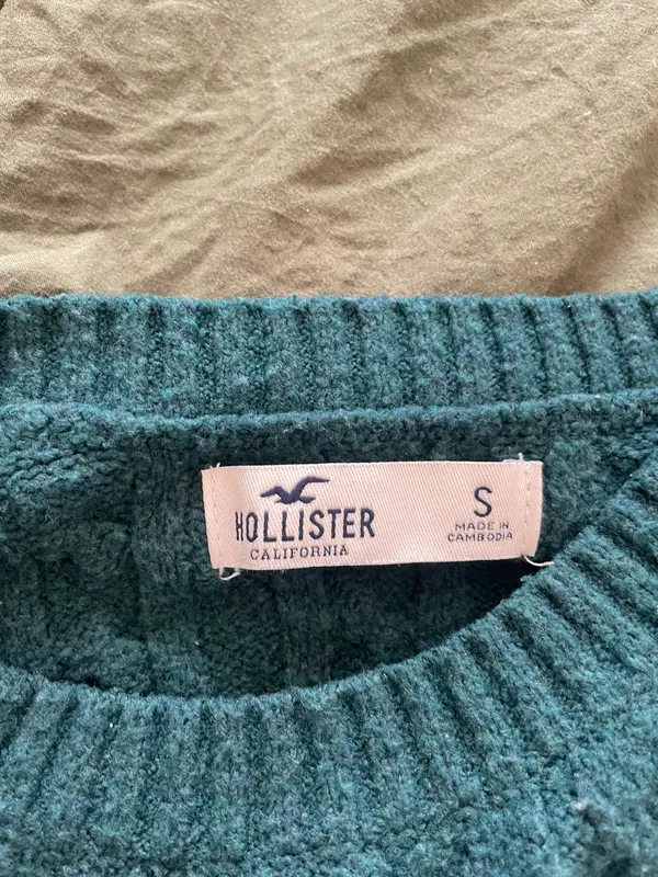 Hollister Sweater - Image 4