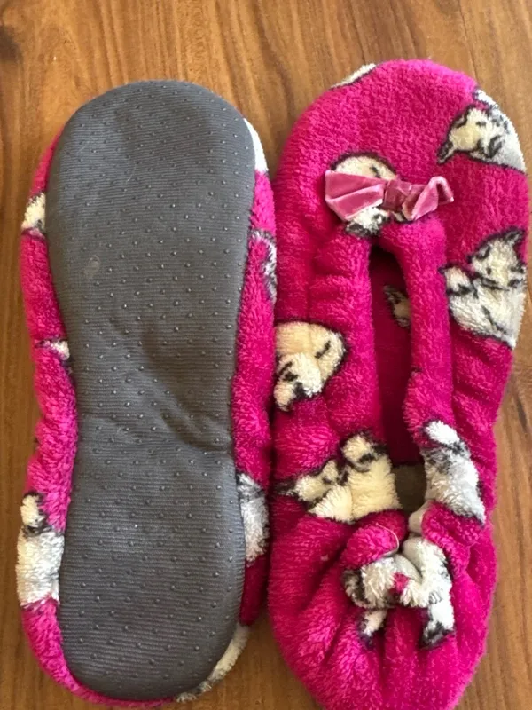 Plush Pink Wolf Slippers with Bow (5) - Image 2