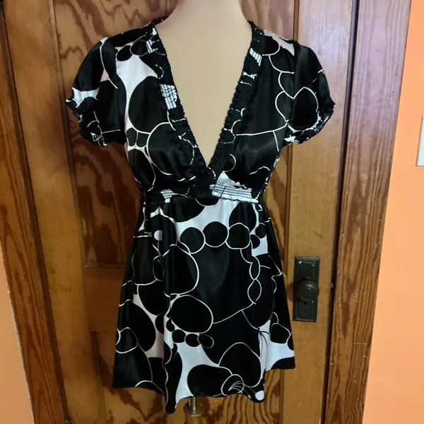 Vtg Y2K Wrapper plunging dotted top - Image 7