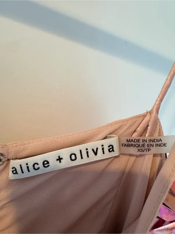 Alice + Olivia Contessa V neck Iridescent Pink Sequin Mini Dress Size XS - Image 6