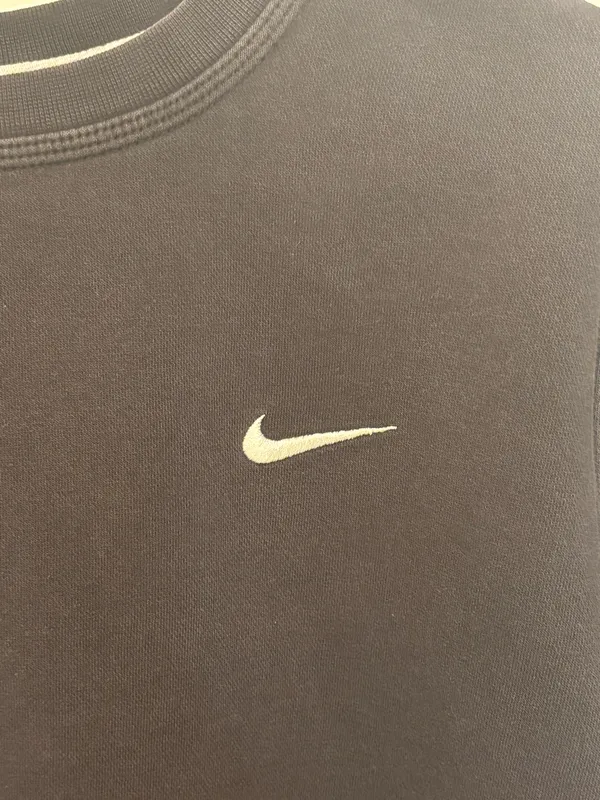 Nike Men’s Classic Black Y2K Style Pullover Crewneck Sweatshirt - Image 4