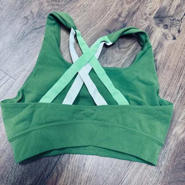 Green sports bra cross back strappy contrast sz S yoga pilates stretch - Image 2