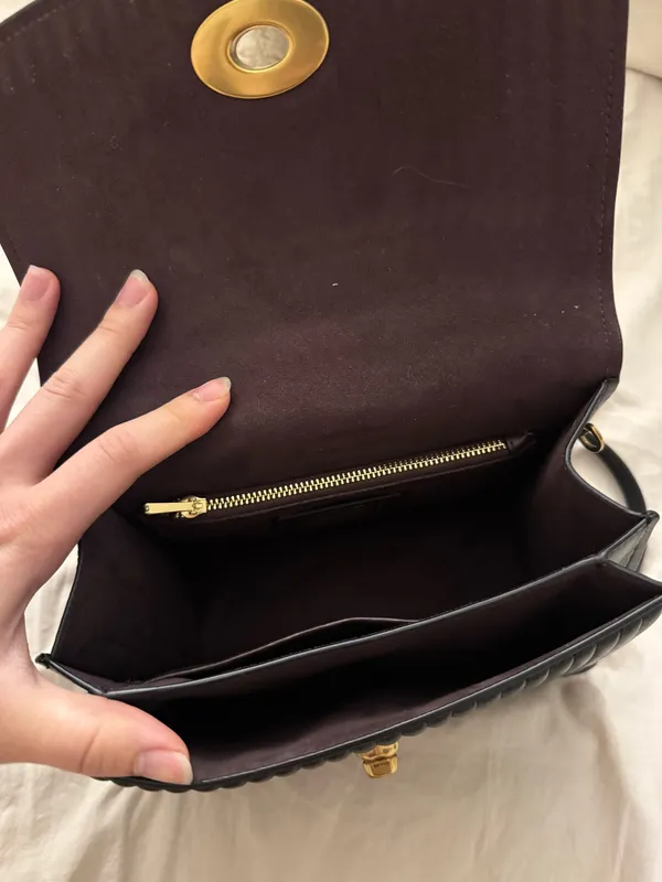 Coach Vintage Black Leather Bag - Image 9
