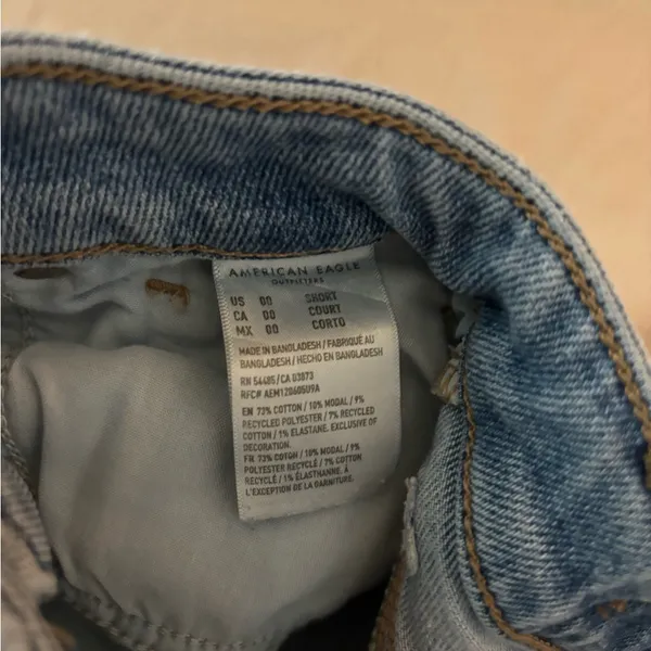 American Eagle Mom Jeans - Image 6