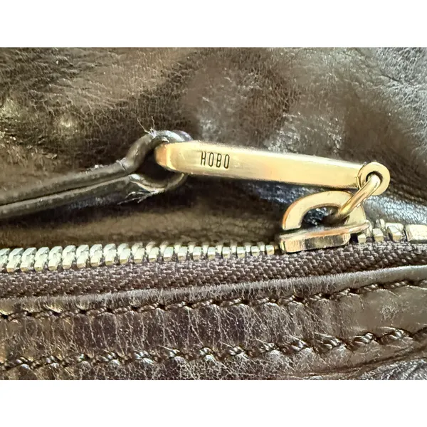 HOBO International Black Leather Crossbody Bag Multi Pocket Zip Organizer Purse - Image 3