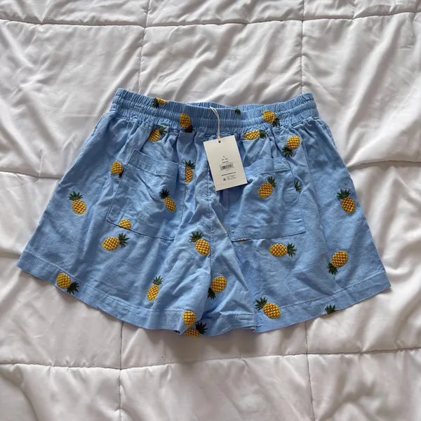 NWT Blue Embroidered Pineapple Fruit Linen Blend Shorts Small Quiet Luxury - Image 9