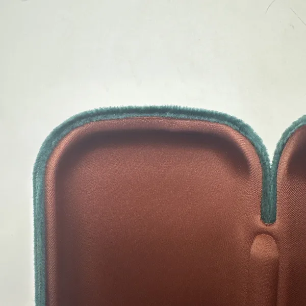 Gucci Authentic Designer Hard Velvet Clamshell Eyeglass Sunglasses Case In Green - Image 15