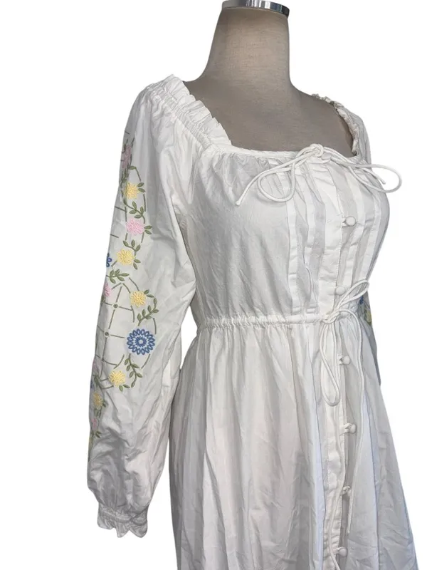 Damson Madder Junia Midi Dress in Embroidered 6 New Floral Cotton - Image 5