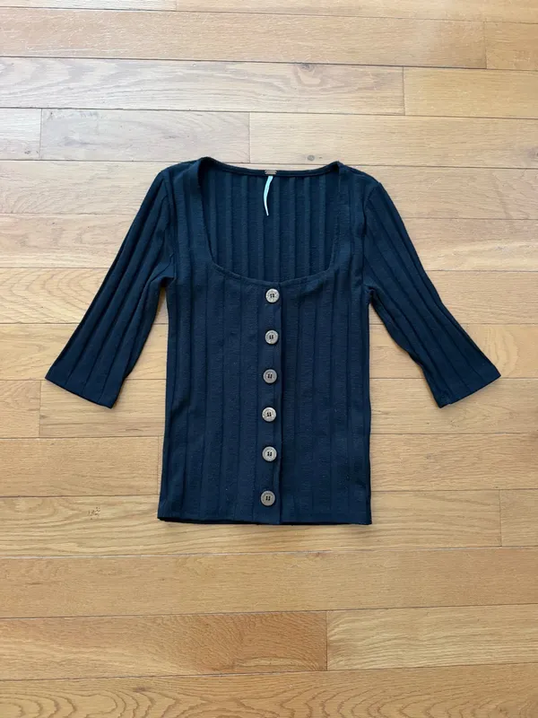 Free People Central Park Women's Black Ribbed Button-Front Top Size XS - Image 13