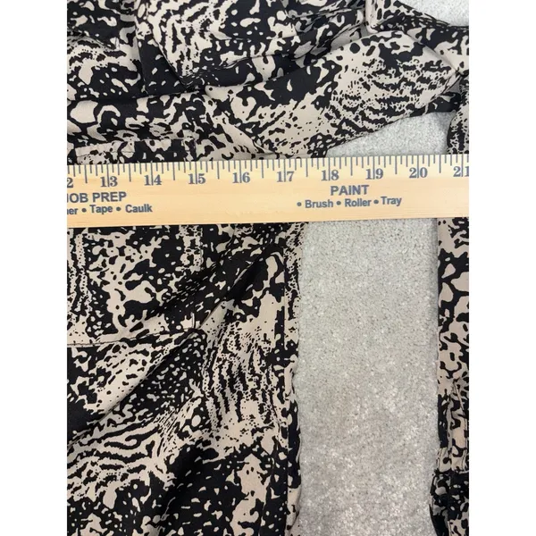 jennifer & grace blouse button up black beige‎ print top - Image 7