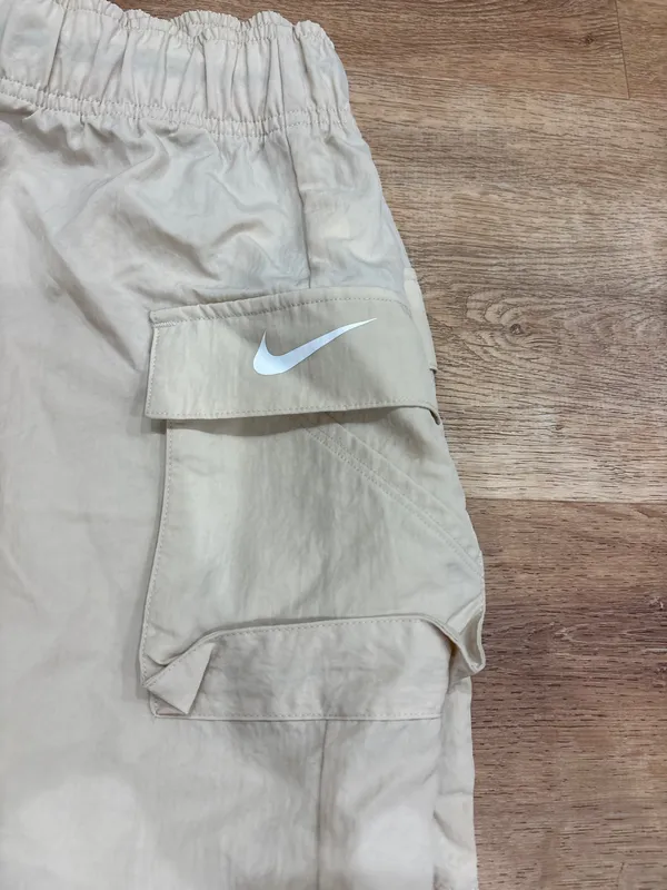 Tan Nike cargo shorts  - Image 3