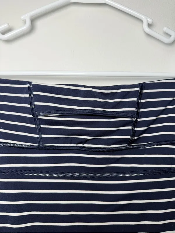 Athleta Striped Stealth Skort Tennis Skirt Shorts Blue White Size Small - Image 6