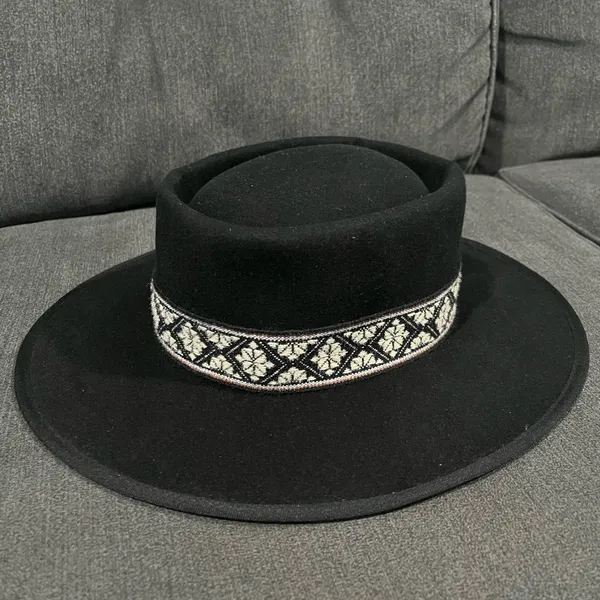 NWT Olive & Pique Celeste Embroidered Hat Ajustable Black One Size - Image 2