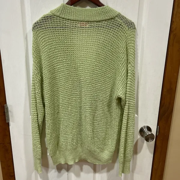 Pink Lily Light Green Button Cardigan – Oversized Small - Image 5