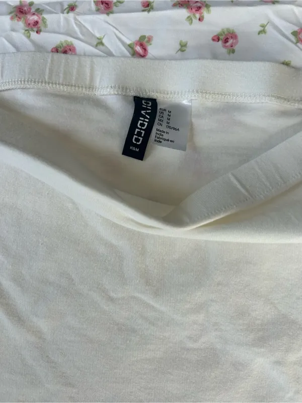 DIVIDED Cream Off-Shoulder Crop Top - Image 2
