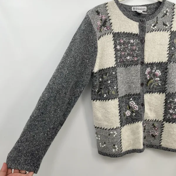 Dress Barn Women's Cardigan Sweater Patchwork Floral Silk Cottagecore L Grey - Image 6