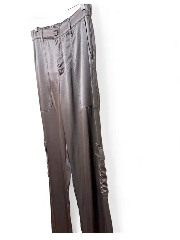 Young Fabulous & Broke (YFB) Women’s Satin Gray Cargo Pants Size Small - Image 9