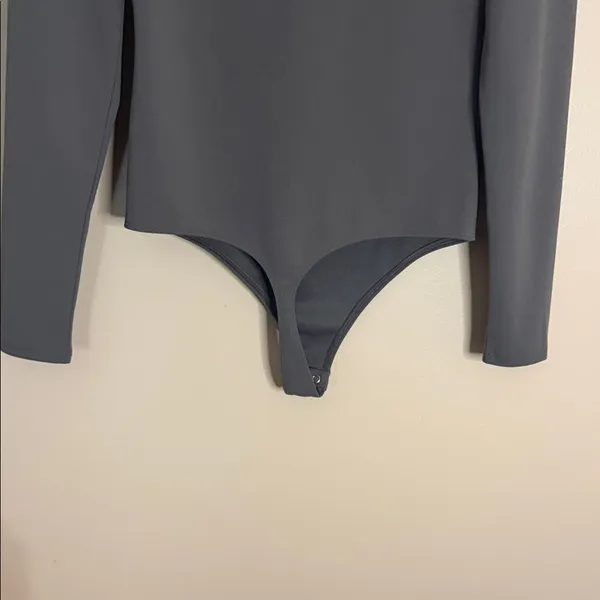 Express Taupe Gray Long Sleeve Crewneck Bodysuit - Image 6