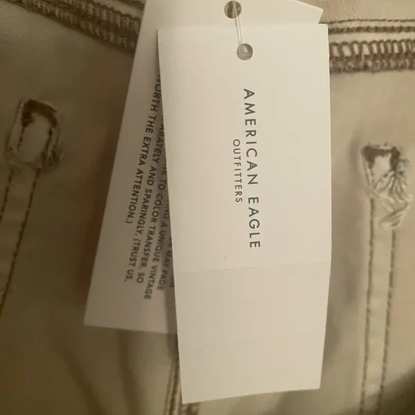 American Eagle Outfiters - Image 8