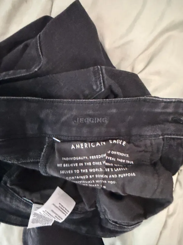 American Eagle Outfitters Black Skinny Jeans - Image 4
