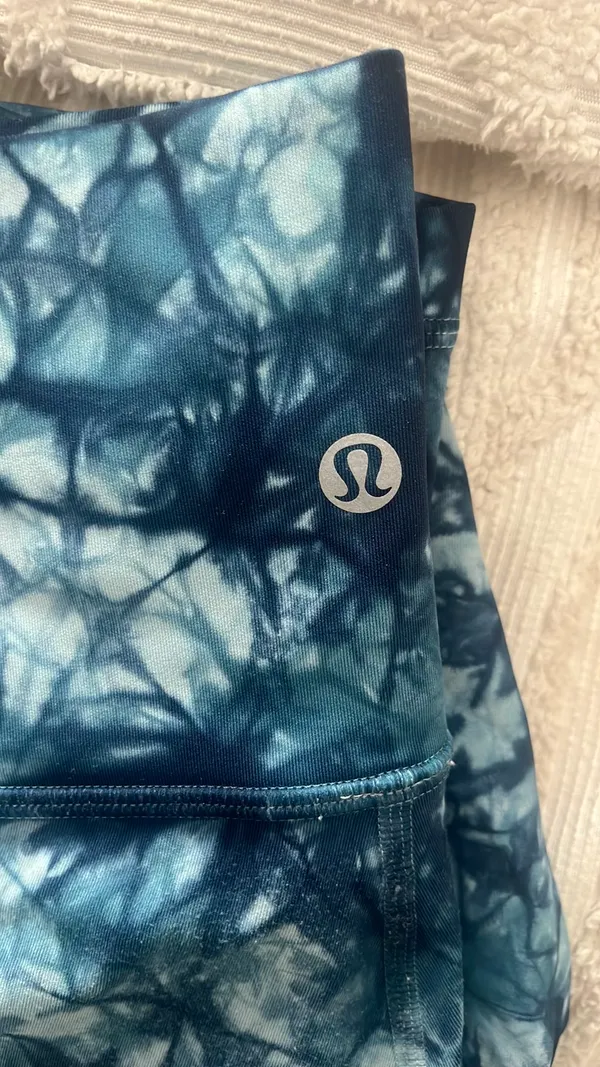 Lululemon Leggings Align 25" - Image 4