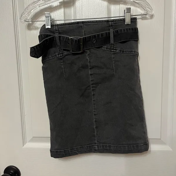 Free People Black High Waist Belted Denim Mini Skirt size‎ 2 - Image 2