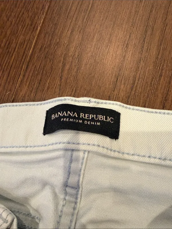 Banana Republic Premium Skinny Denim in Light Blue - Size 27 - C70-016 - Image 5
