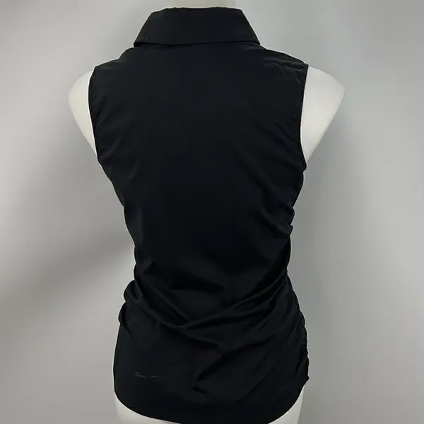 New York & Co small black ruched sleeveless top - Image 5