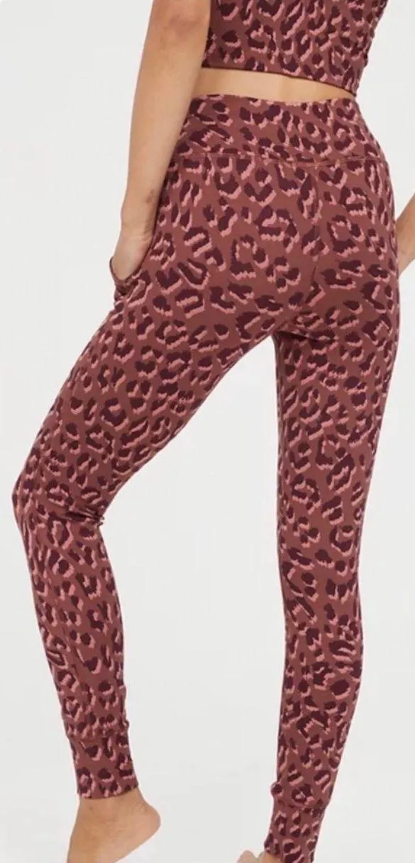 Aerie XL OFFLINE By Jacquard Peak Legging BNWTS $54.95 - Image 2