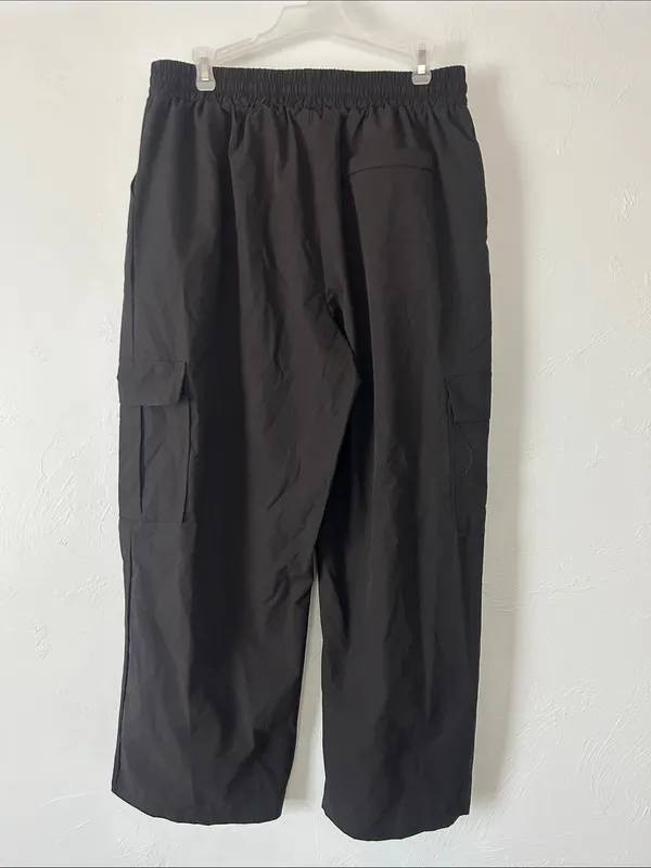 Amazon Wide Leg Cargo Pants - Black - Image 2