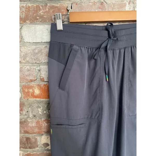 Spread Good Cheer Gray Straight Leg Scrub Pants Size XS - Image 2