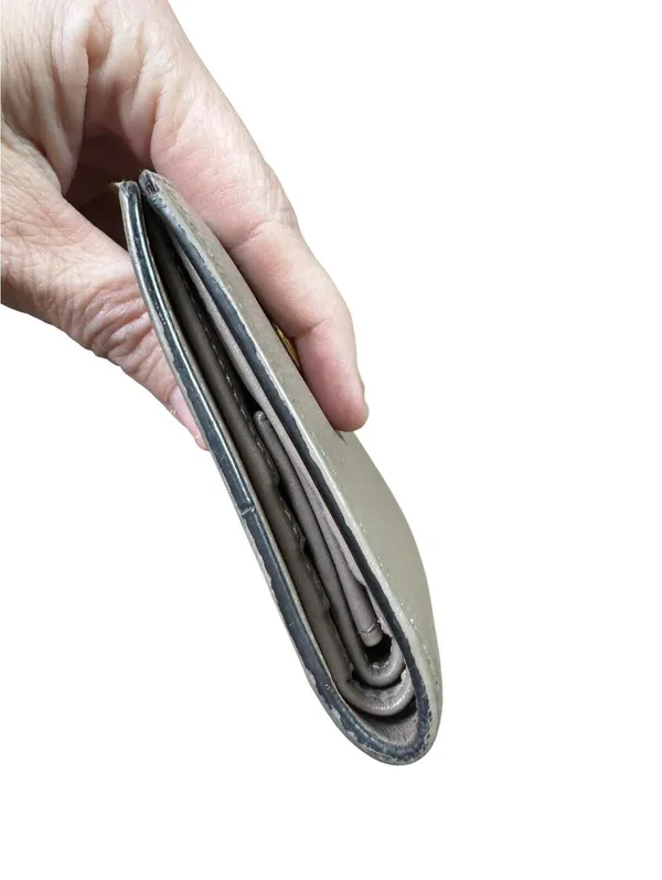 Fendi Gray Leather Card Holder Wallet with Gold Logo - Image 8