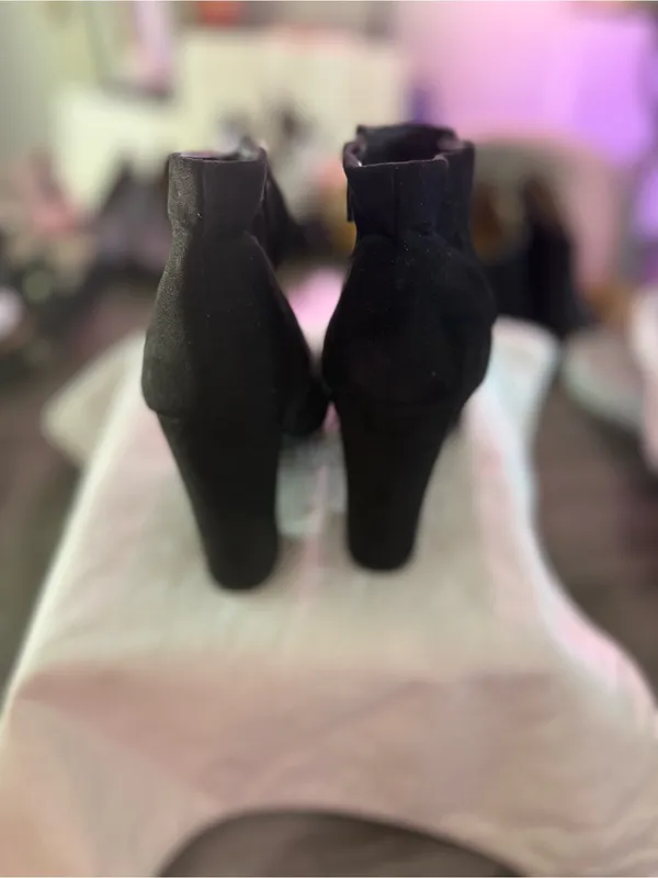 Bamboo•Black Faux Suede•Peep•Toe Ankle Boot•Size 9• 4”Block Heel - Image 4