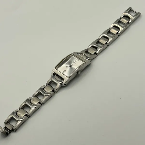 Guess Silver Tone Rectangular Dial Minimalist Women’s Watch Working - Image 5