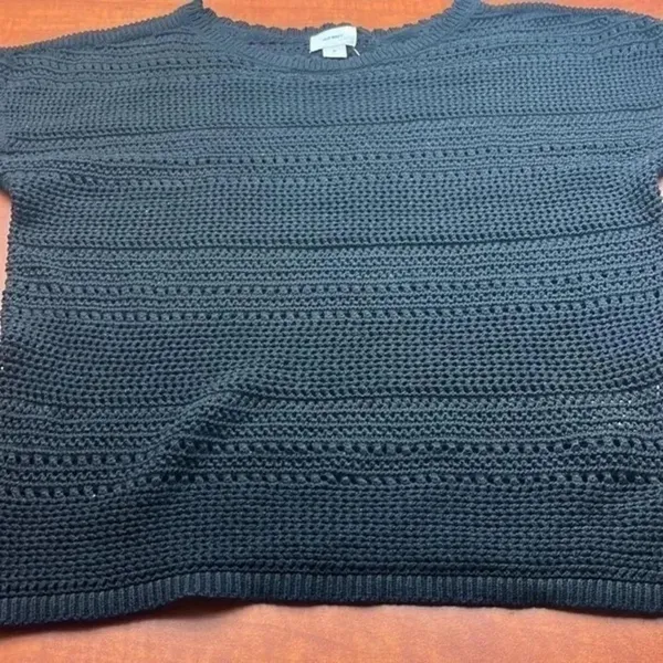 Old navy ladies blouse M - Image 16