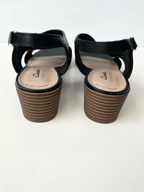 Clarks Caroleigh Star open toe leather sandals NEW black 9.5 - Image 6