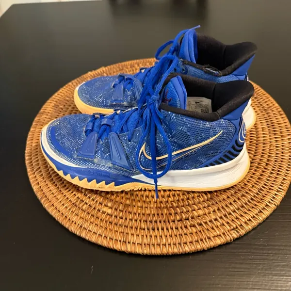 Nike Kyrie sisterhood Sneakers‎ - Image 2
