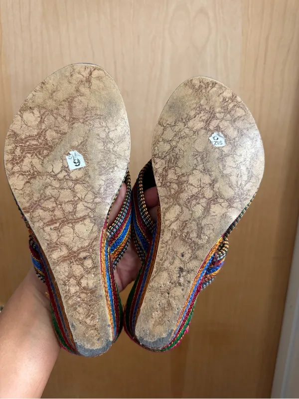 Boho Multicolor Woven Thong Sandals Embellished Low Heel Size : 9 - Image 6